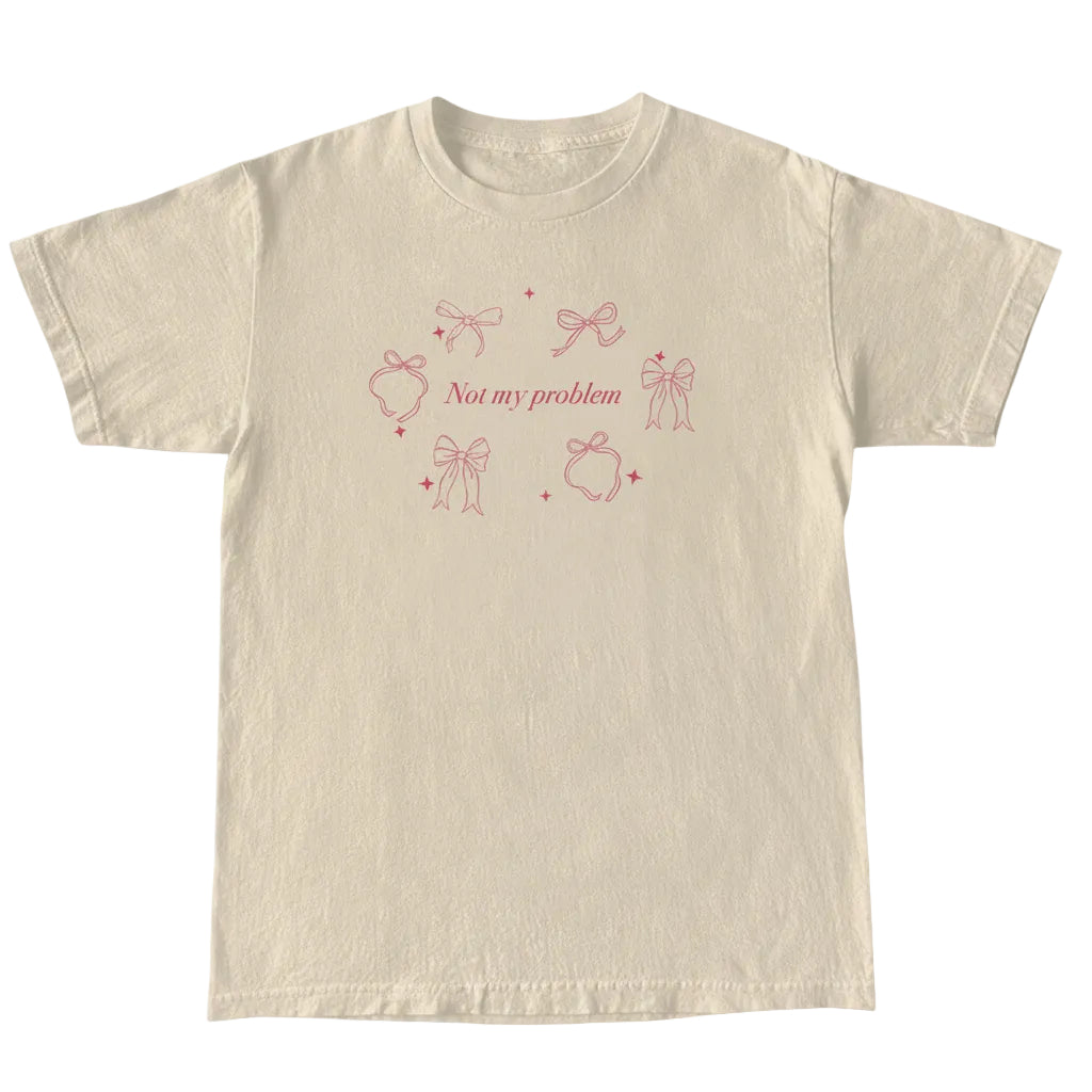 Women’s bow t shirt front detail